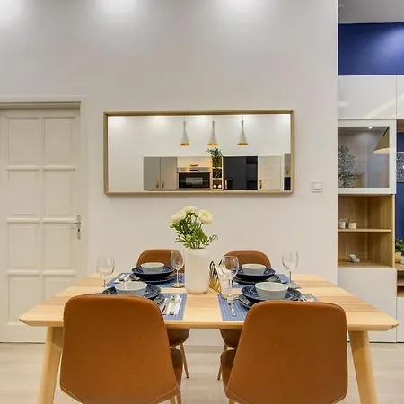 Emerald Residency 4Br-2Ba Διαμέρισμα *